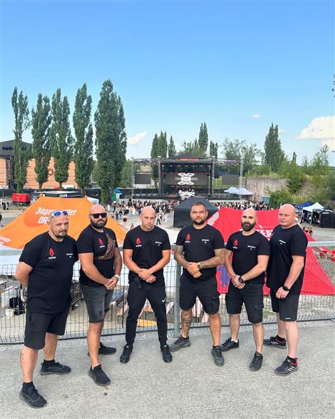 Tým Redess na festivalu